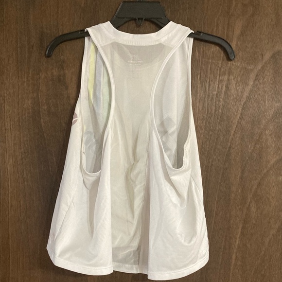 New Balance Tank - Picture 5 of 6